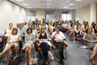PROFESIONALES DE LA INDUSTRIA ALIMENTARIA SE DAN CITA PARA ANALIZAR LOS RETOS Y OPORTUNIDADES DE LA INFORMACIN ALIMENTARIA Y EL CONSUMIDOR