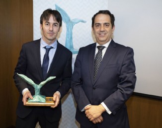 Enrique Mateos, premio a la Investigación Agroalimentaria junto a Víctor Yuste, Director General del Foro Interalimentario